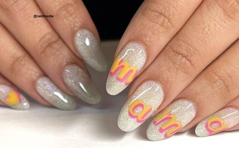 Get Inspired with These Amazing Mother’s Day Nails